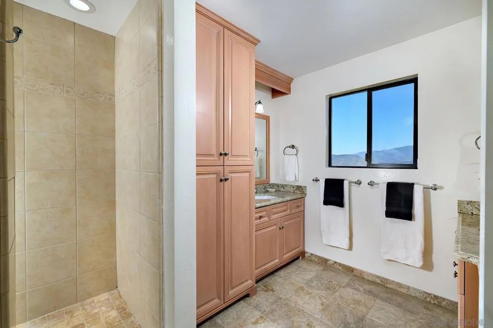 13588 Mcnally Valley Center, CA 92082