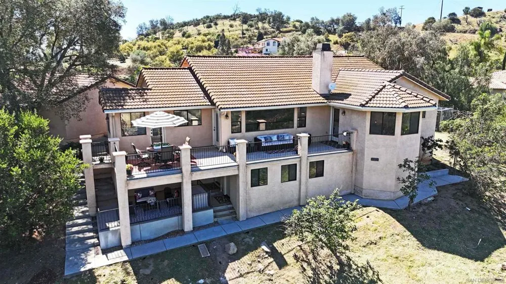 13588 Mcnally Valley Center, CA 92082