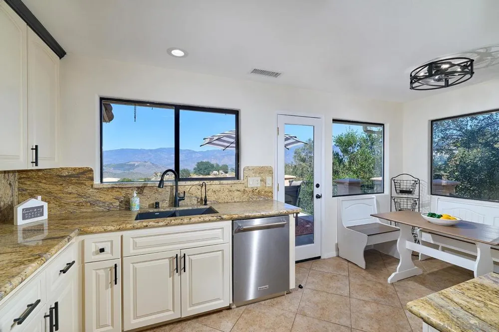 13588 Mcnally Valley Center, CA 92082