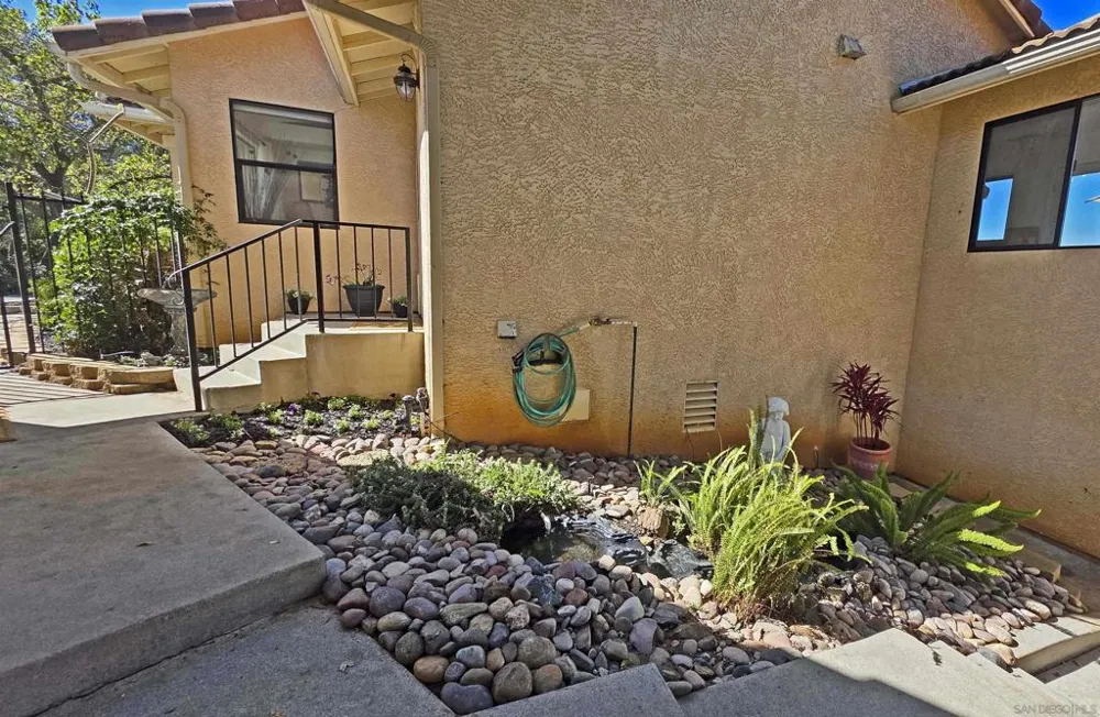 13588 Mcnally Valley Center, CA 92082