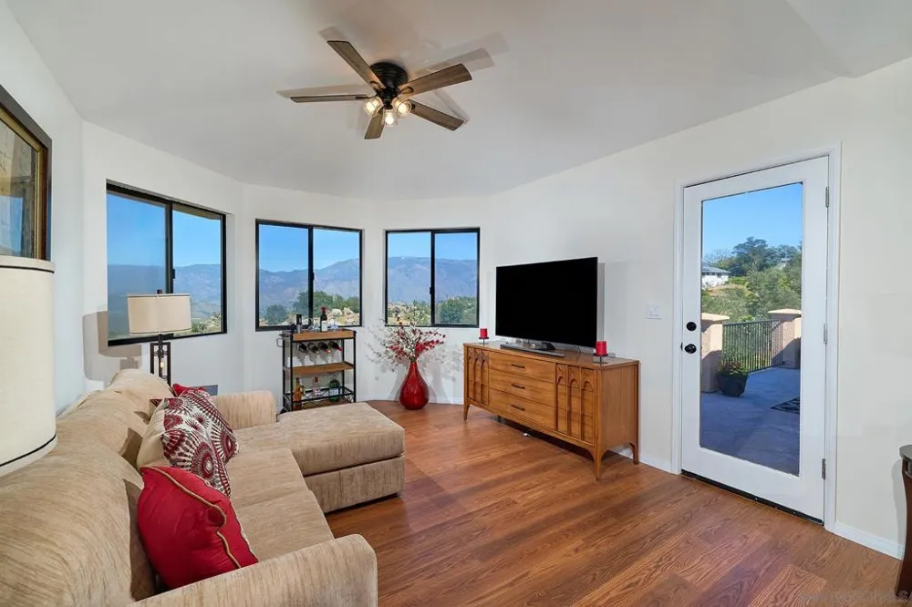 13588 Mcnally Valley Center, CA 92082