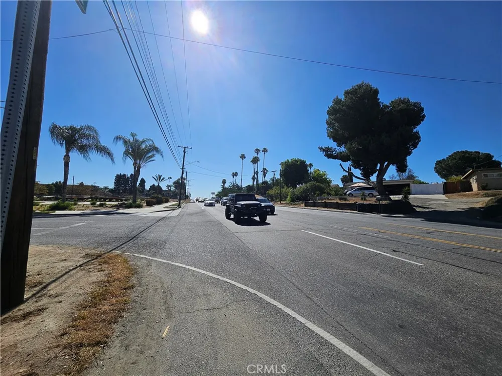 6411 Arlington Riverside, CA 92504