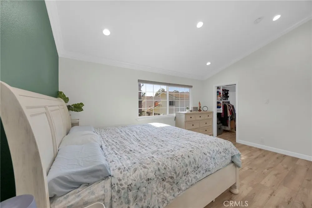 12341 Glacier Los Alamitos, CA 90720