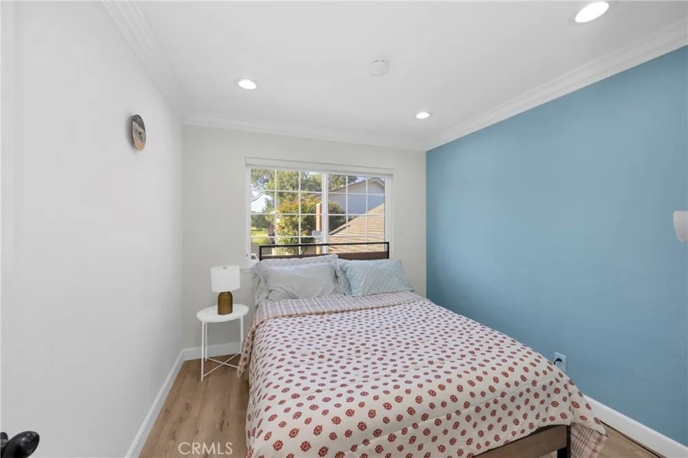 12341 Glacier Los Alamitos, CA 90720
