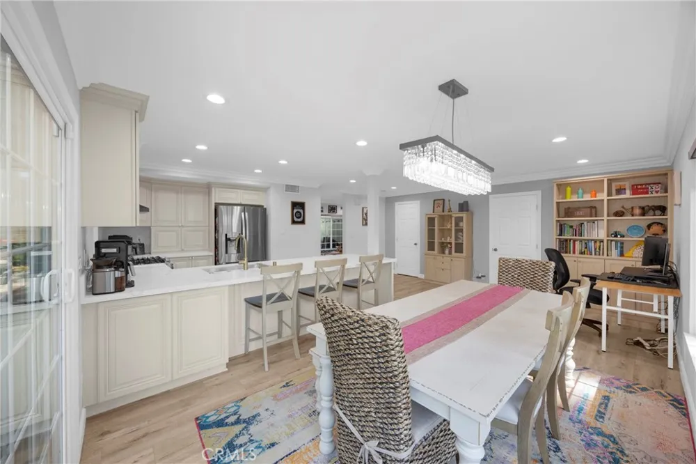 12341 Glacier Los Alamitos, CA 90720
