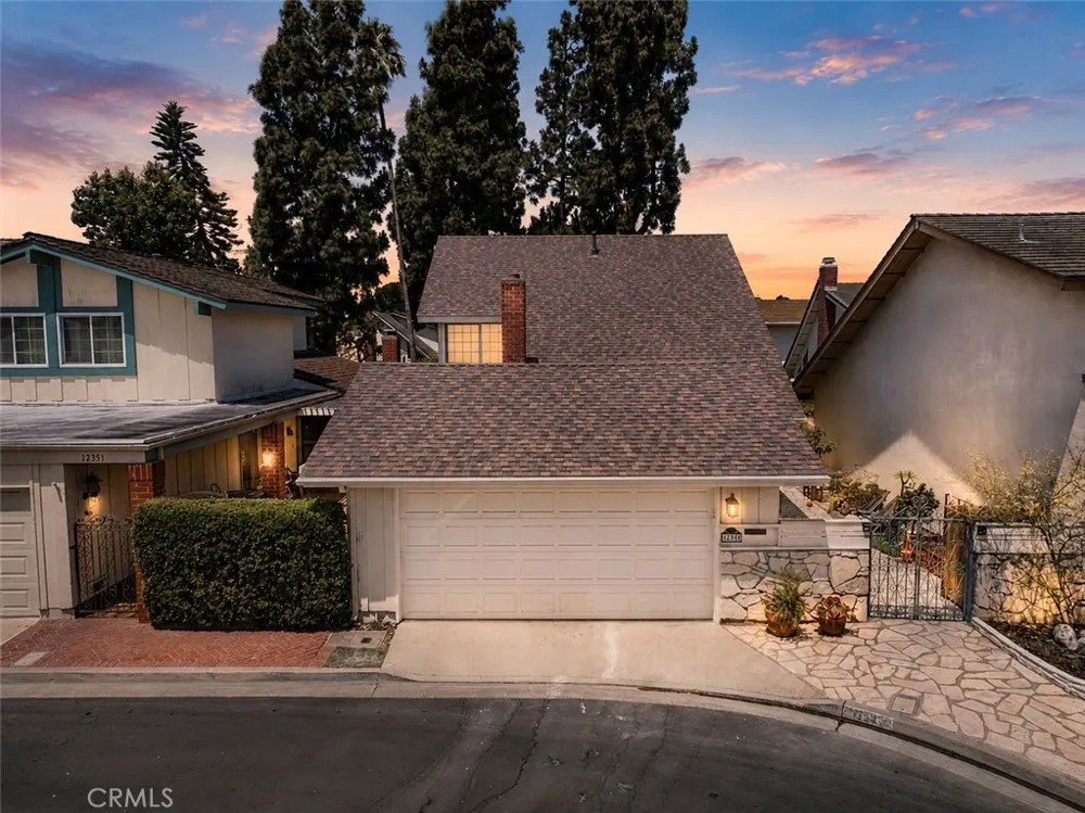 12341 Glacier Los Alamitos, CA 90720