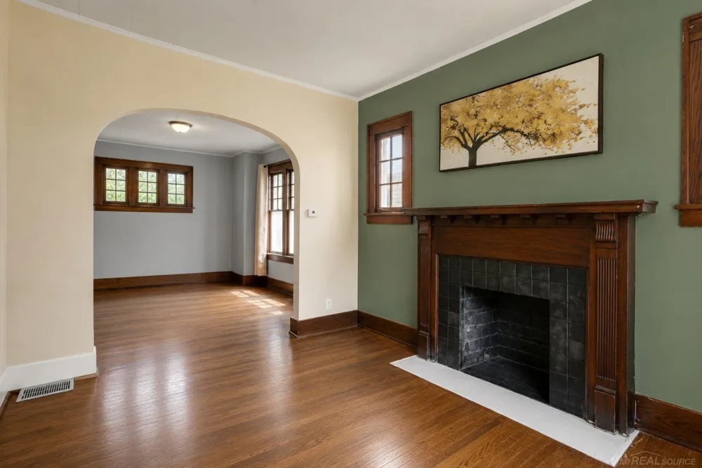 1407 Lapeer Avenue Port Huron City, MI 48060