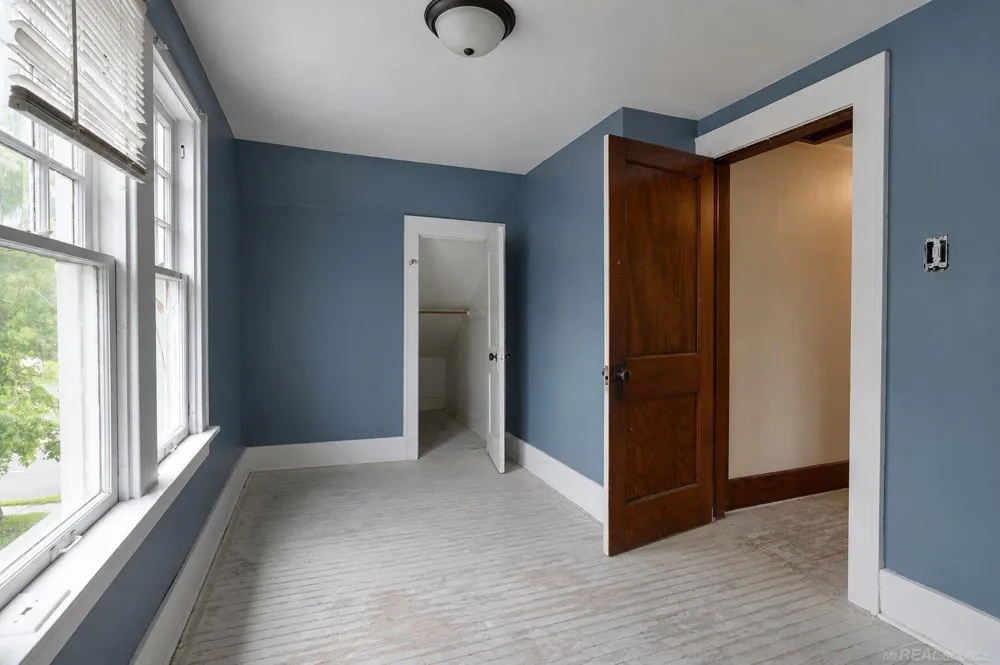 1407 Lapeer Avenue Port Huron City, MI 48060
