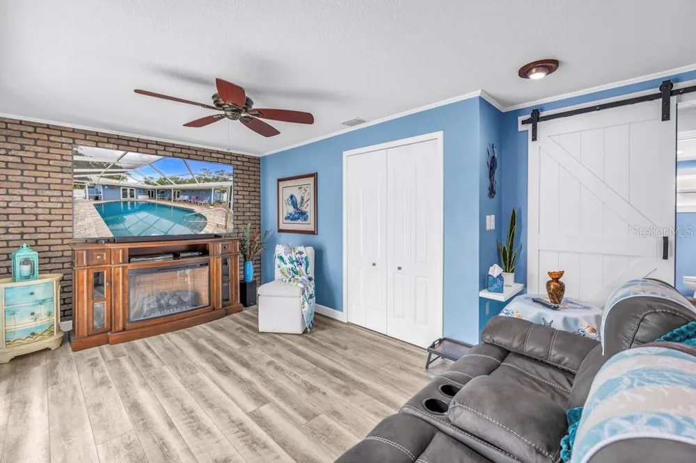 731 OBERLIN DRIVE Clearwater, FL 33765