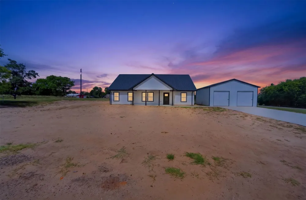 17814 County Road 285 Arp, TX 75750