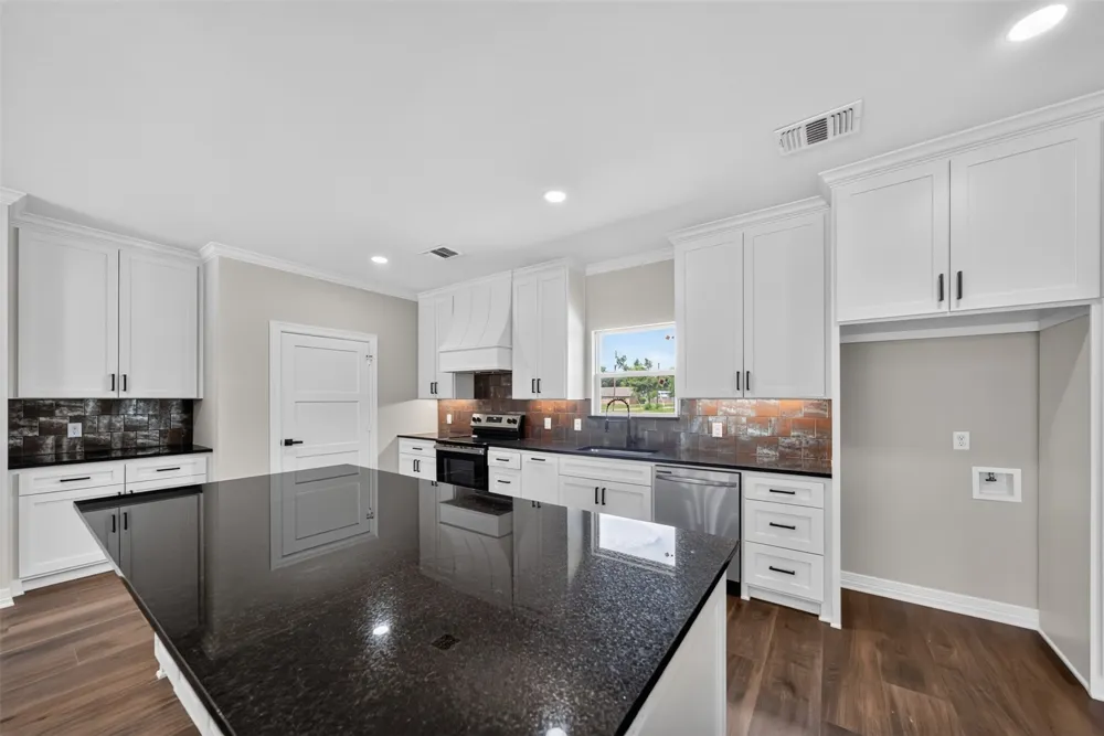 17814 County Road 285 Arp, TX 75750