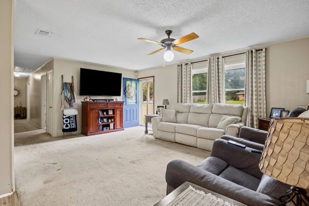 112 Priscilla Lane Lone Star, TX 75668