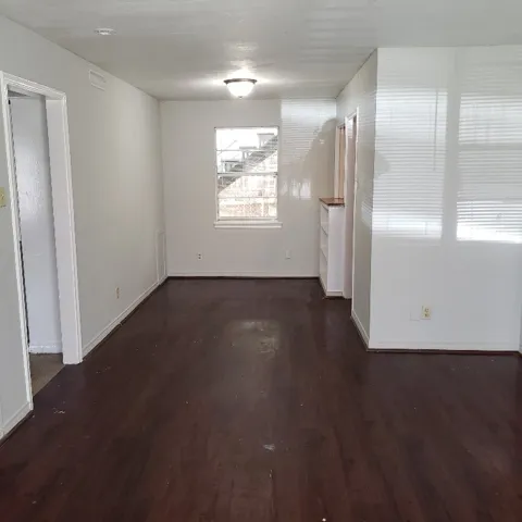 400 Oak Drive #2A