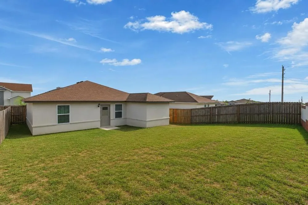 2206 Durazno Court Laredo, TX 78046