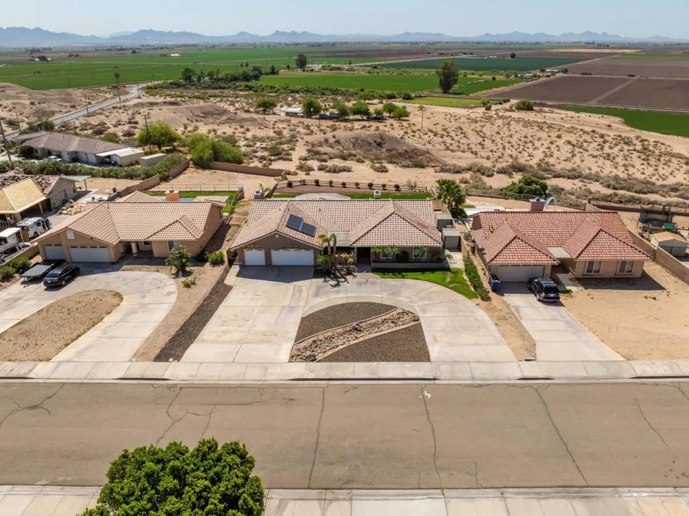 2224 Dekens Court Blythe, CA 92225