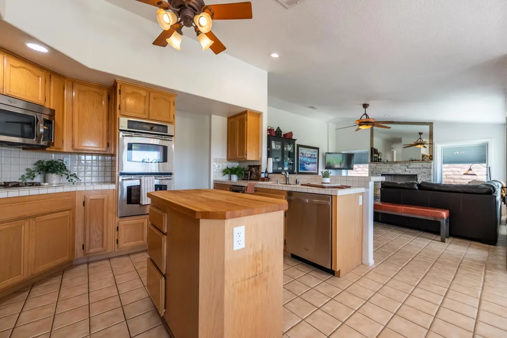 2224 Dekens Court Blythe, CA 92225