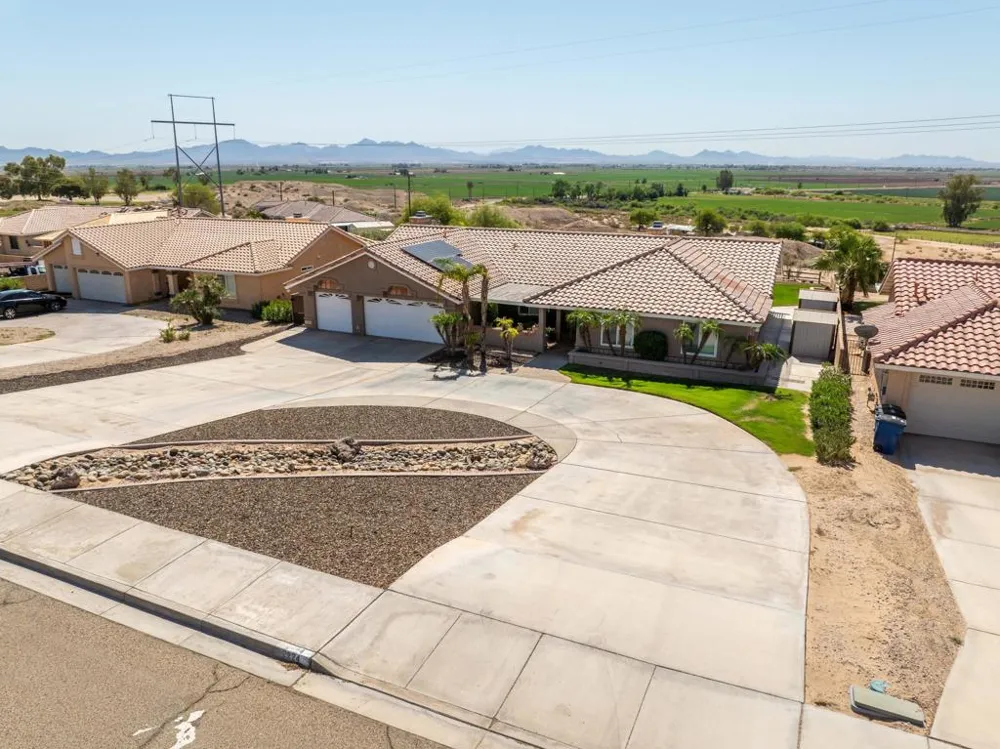 2224 Dekens Court Blythe, CA 92225