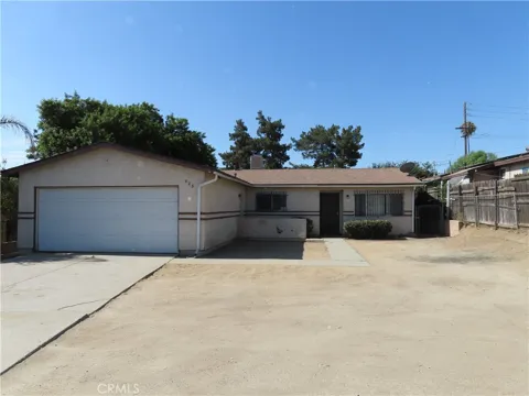 925 Navajo Road