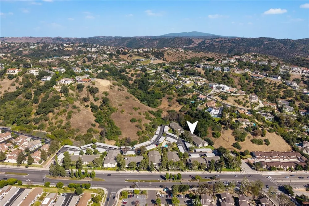 2360 S Diamond Bar #J Diamond Bar, CA 91765