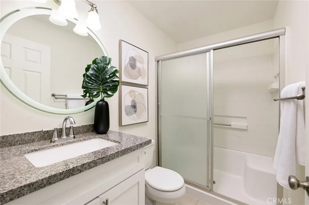 2360 S Diamond Bar #J Diamond Bar, CA 91765