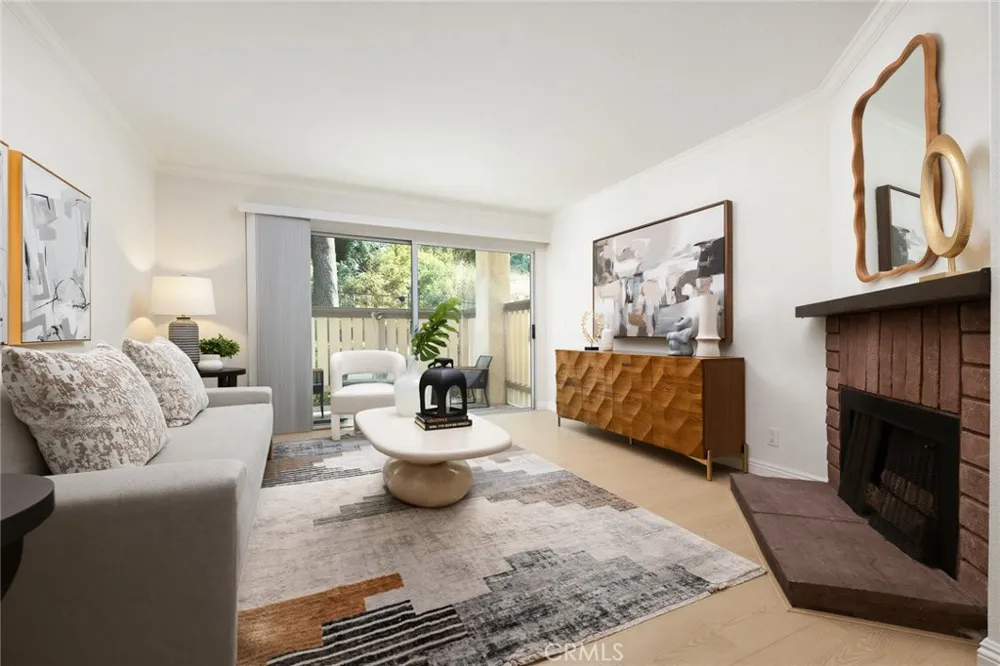 2360 S Diamond Bar #J Diamond Bar, CA 91765