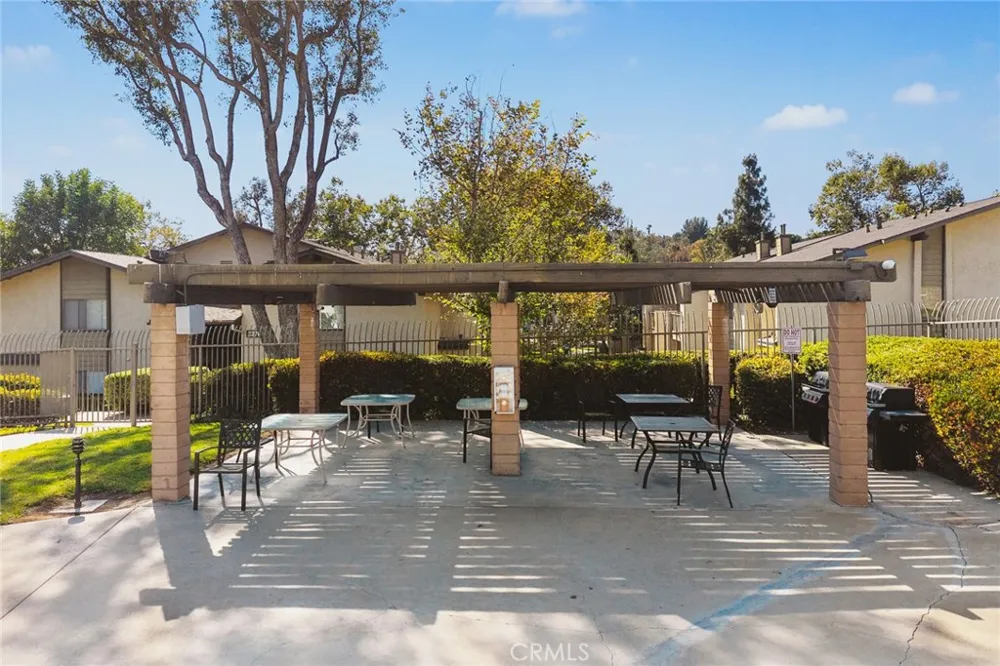 2360 S Diamond Bar #J Diamond Bar, CA 91765