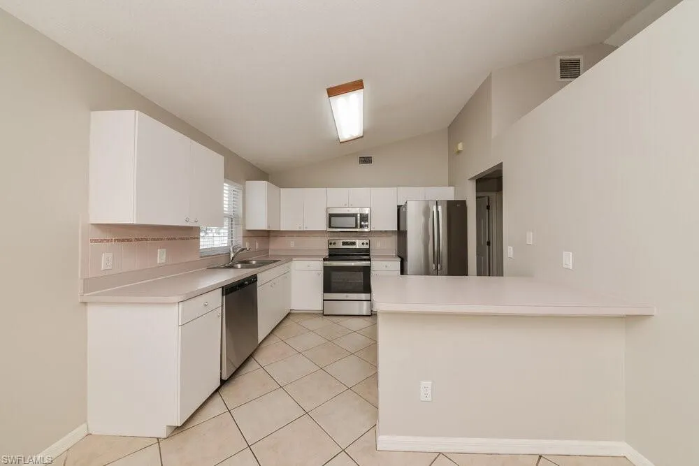 Address Not Shown Bradenton, FL 34203