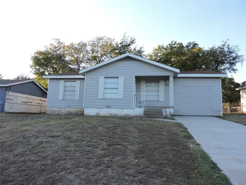 1513 Skyline Drive