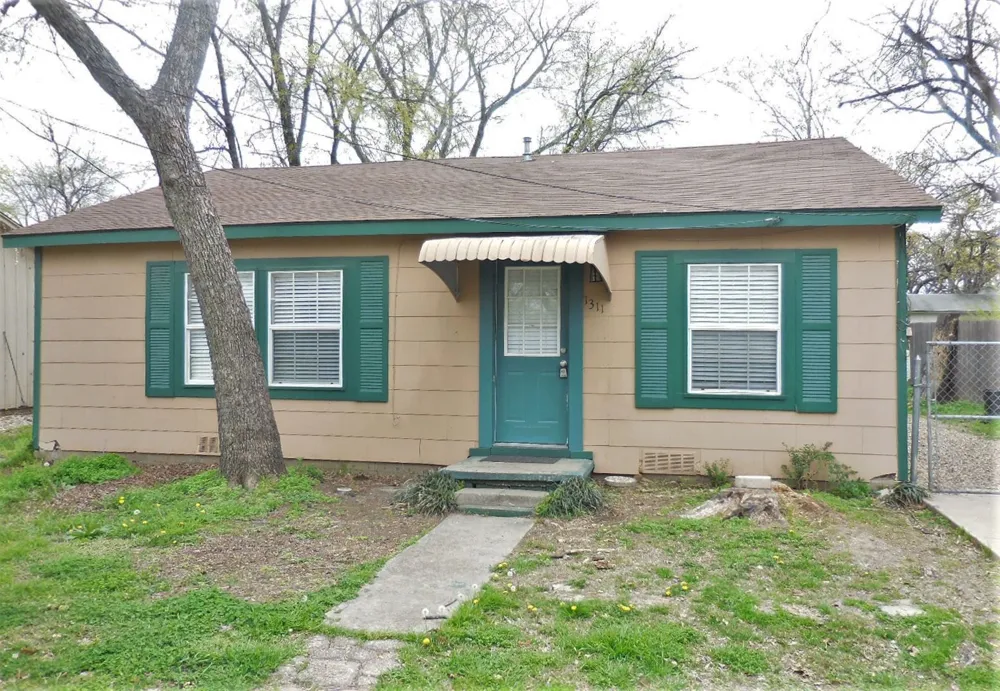 1311 Margie Street Denton, TX 76201