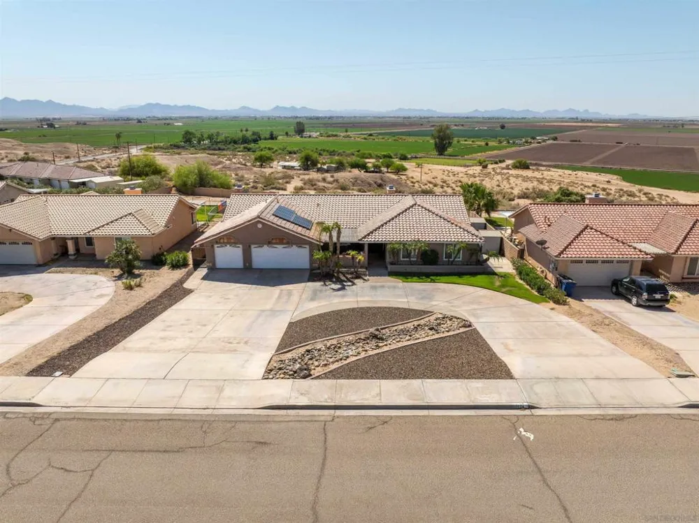2224 Dekens Court Blythe, CA 92225