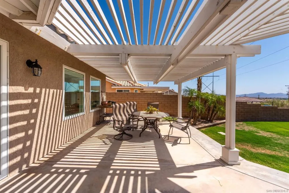 2224 Dekens Court Blythe, CA 92225