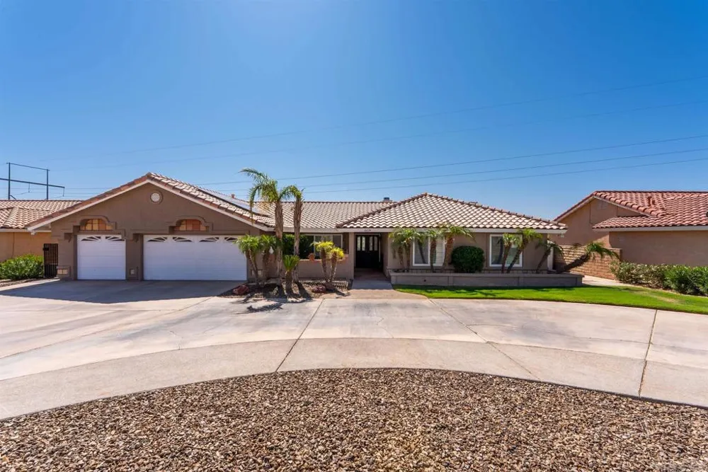 2224 Dekens Court Blythe, CA 92225