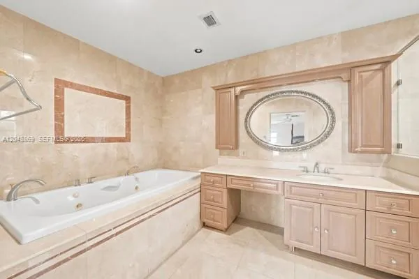 154 Redwing Rd Tavernier, FL 33070