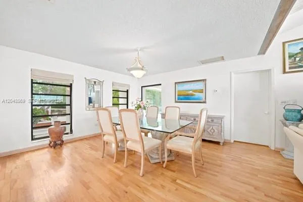 154 Redwing Rd Tavernier, FL 33070