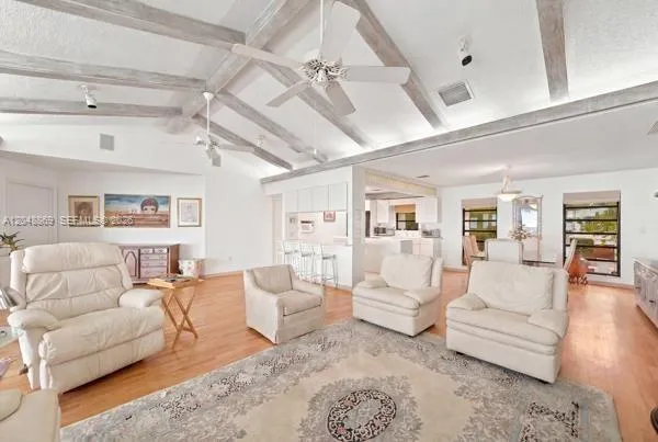 154 Redwing Rd Tavernier, FL 33070