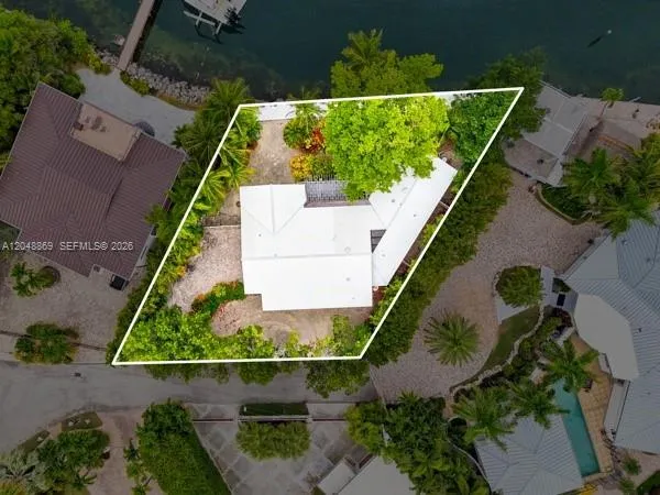 154 Redwing Rd Tavernier, FL 33070