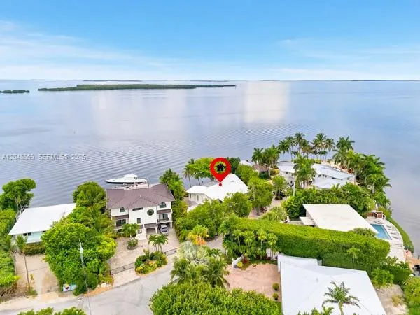 154 Redwing Rd Tavernier, FL 33070