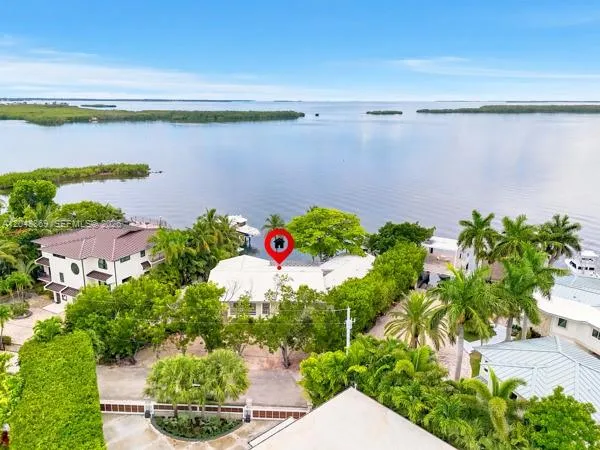 154 Redwing Rd Tavernier, FL 33070