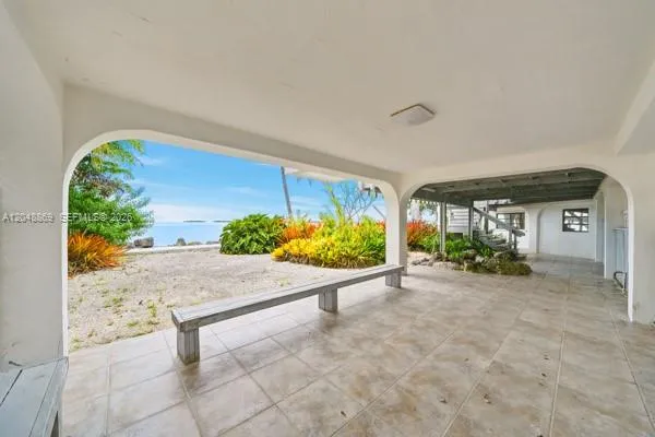 154 Redwing Rd Tavernier, FL 33070
