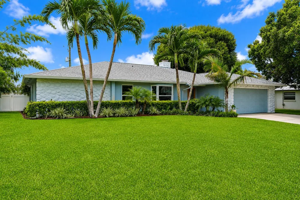 76 Wingo Street Tequesta, FL 33469