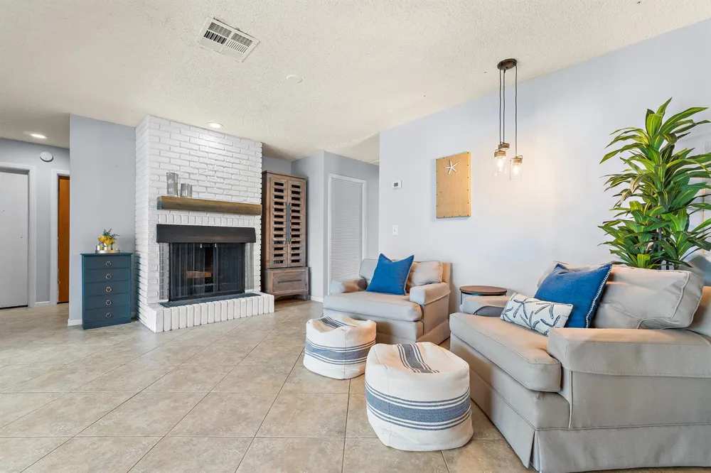 76 Wingo Street Tequesta, FL 33469
