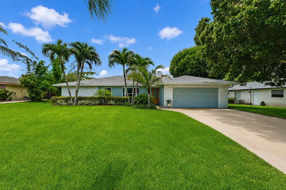 76 Wingo Street Tequesta, FL 33469