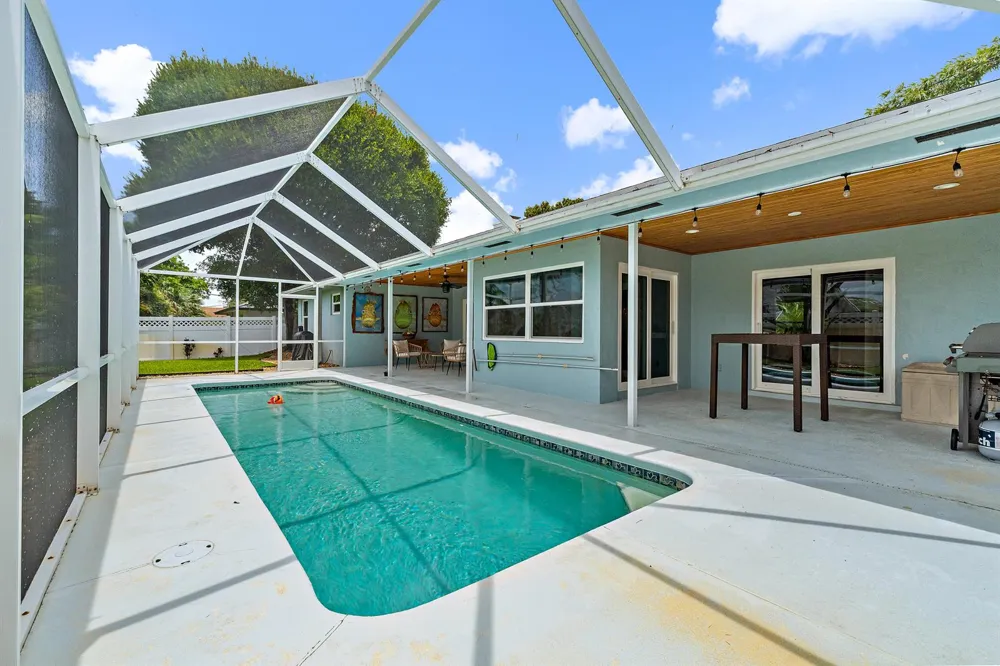 76 Wingo Street Tequesta, FL 33469