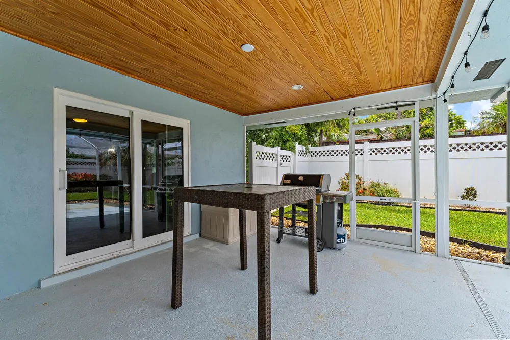 76 Wingo Street Tequesta, FL 33469