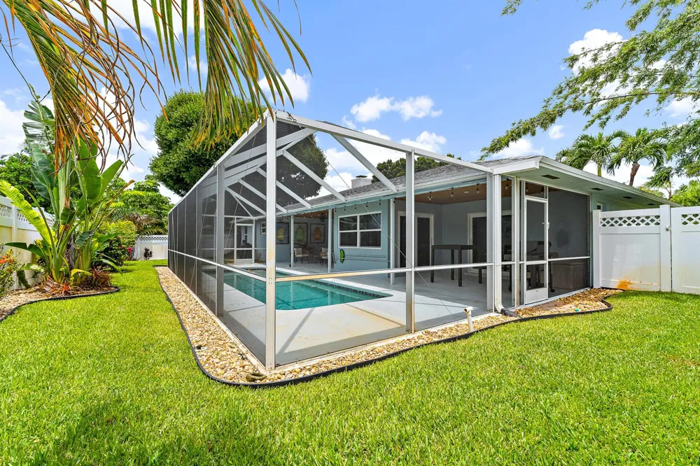 76 Wingo Street Tequesta, FL 33469