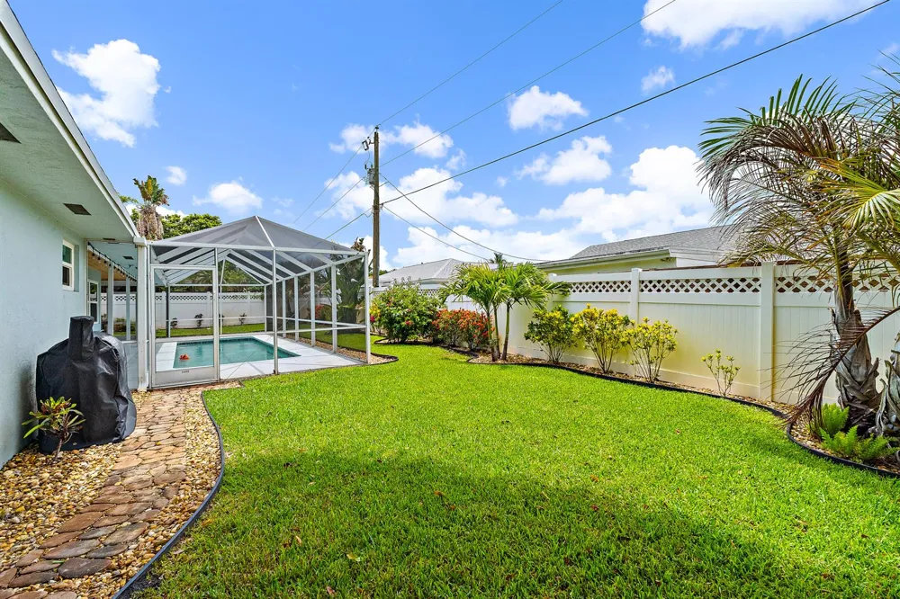 76 Wingo Street Tequesta, FL 33469