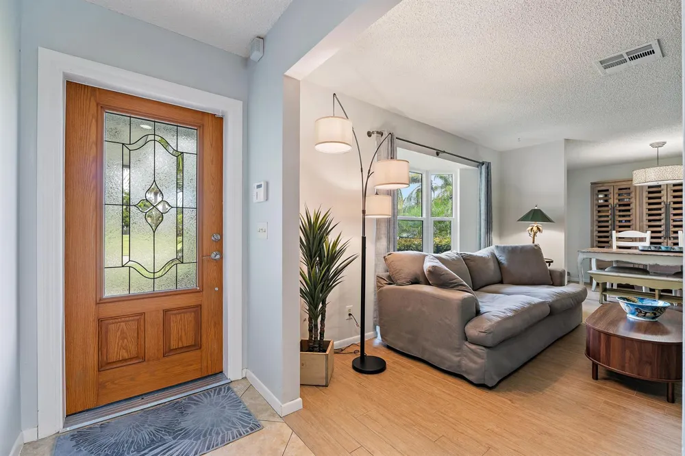 76 Wingo Street Tequesta, FL 33469