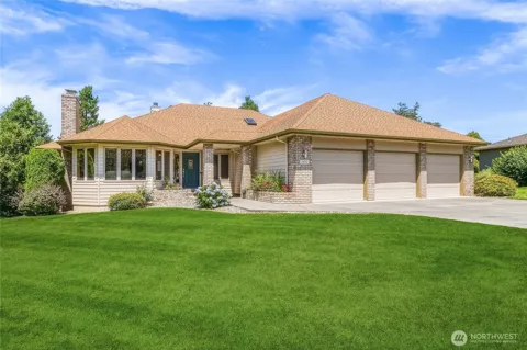 2450 Fairfield Drive