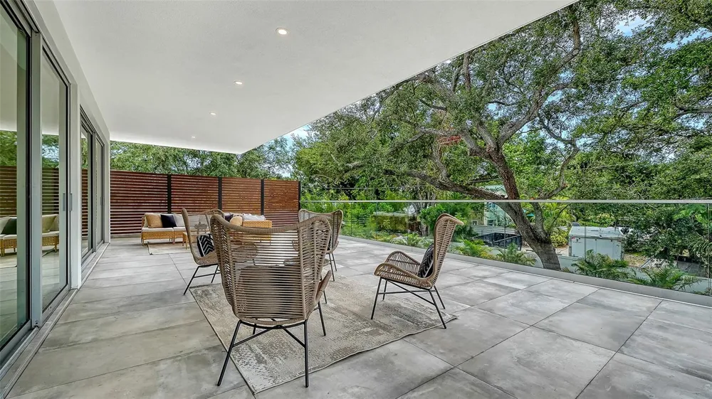 2050 EUCLID TERRACE Sarasota, FL 34239