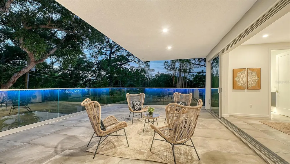 2050 EUCLID TERRACE Sarasota, FL 34239
